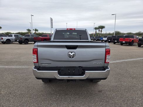 Used 2024 RAM 2500 Big Horn image 6