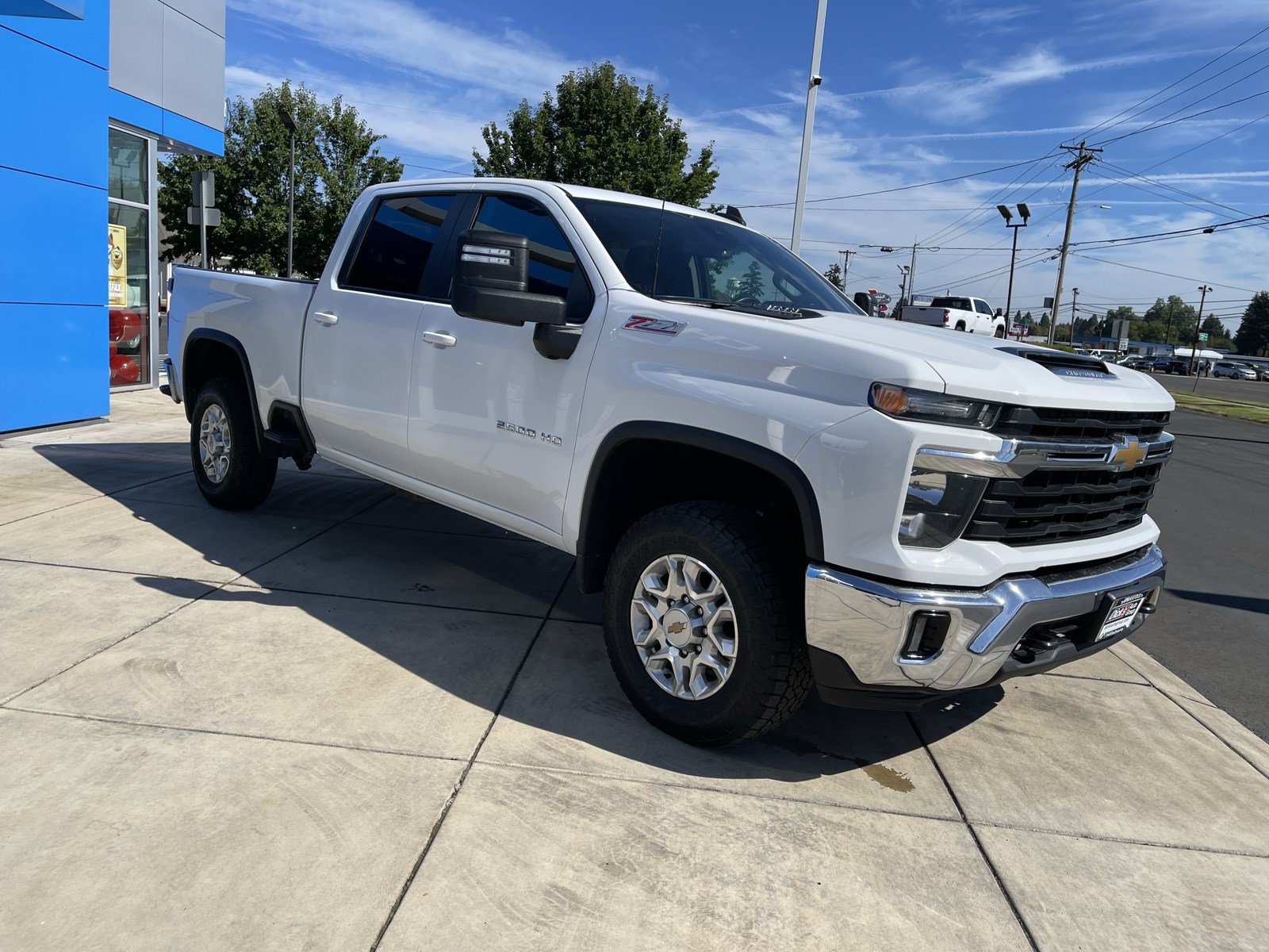 Used 2024 Chevrolet Silverado 2500 LT w/ All Star Edition AWD/4WD image 7