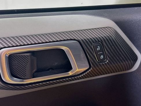 Used 2022 Ford Bronco Badlands image 19