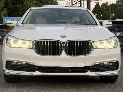 Used 2016 BMW 740i RWD image 8