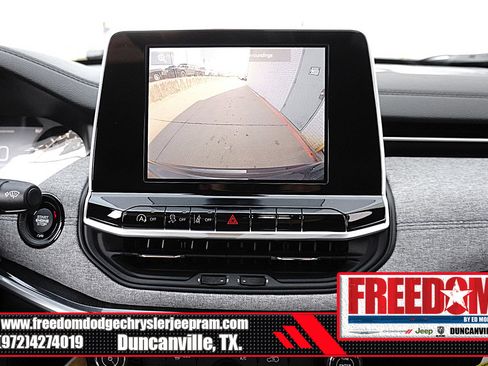 New 2026 Jeep Compass Latitude image 20