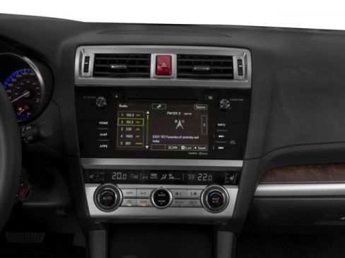 Used 2016 Subaru Outback 2.5i Limited image 10