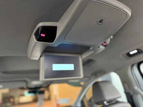 Used 2023 Honda Odyssey Touring image 44