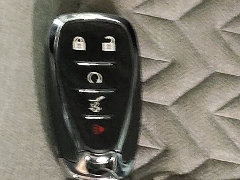 Used 2024 Chevrolet Equinox LT w/ Driver Convenience Package AWD/4WD image 32