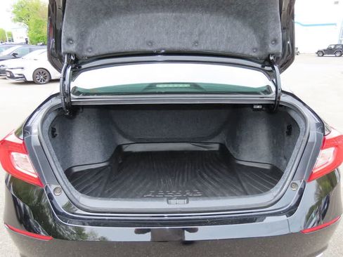 Used 2019 Honda Accord LX image 11