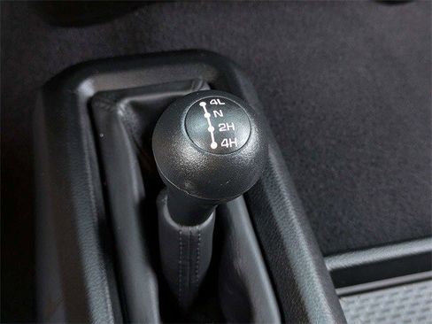 Used 2024 RAM 2500 Tradesman w/ Chrome Appearance Group image 22