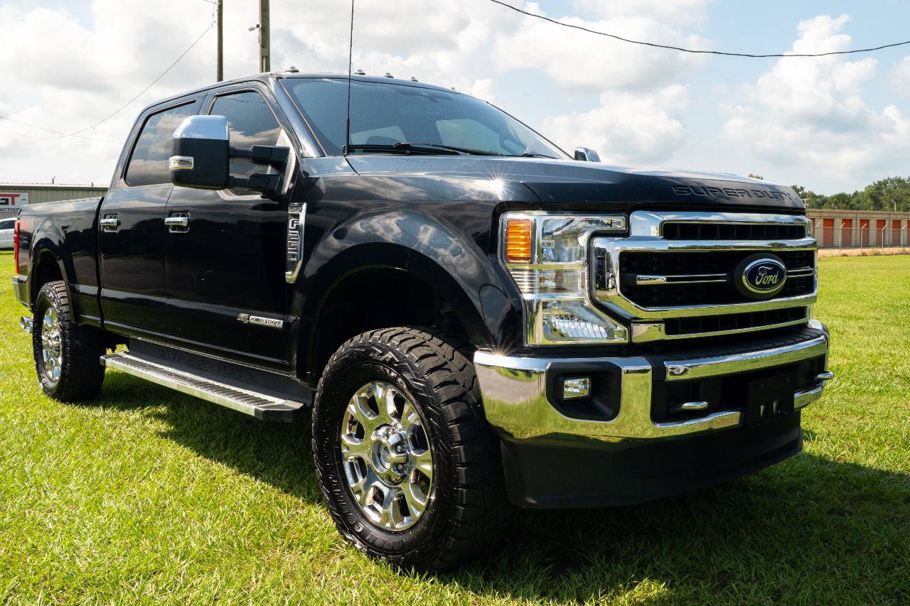 Used 2022 Ford F250 Lariat w/ Chrome Package AWD/4WD image 3