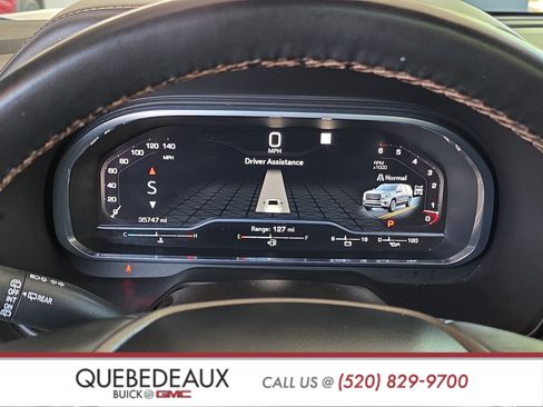 Used 2023 GMC Yukon AT4 w/ Technology Package AWD/4WD image 16