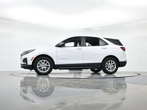 Used 2024 Chevrolet Equinox LS w/ LS Convenience Package FWD image 36