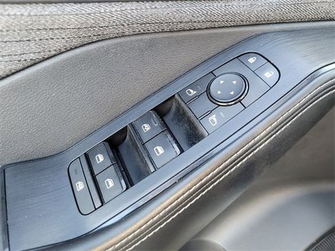 Used 2021 Nissan Rogue S image 26