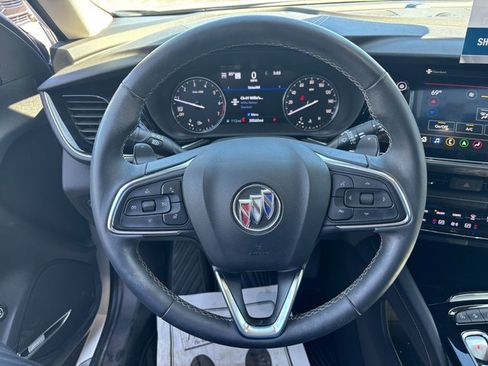 Used 2022 Buick Envision Avenir w/ Technology Package II AWD/4WD image 17