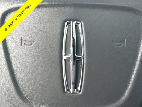 Certified 2022 Lincoln Nautilus Reserve FWD image 27