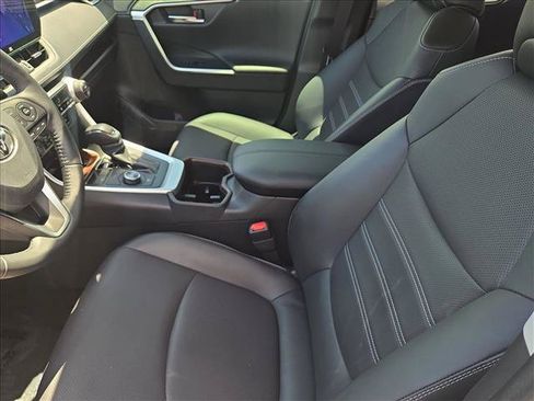 Used 2025 Toyota RAV4 Limited w/ Advanced Technology Package AWD/4WD image 17