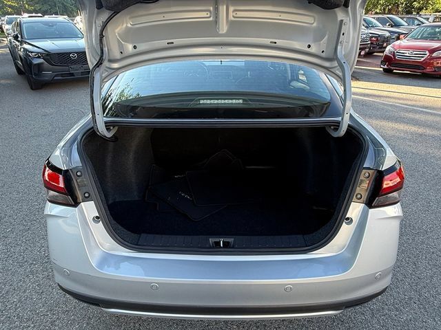 Used 2025 Nissan Versa S FWD image 27