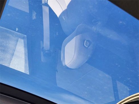 Certified 2025 Mercedes-Benz GLS 450 4MATIC image 28