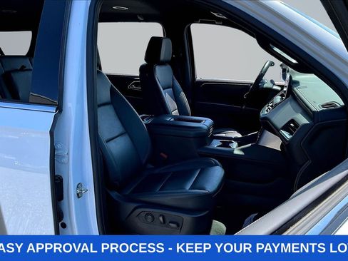 Used 2024 Chevrolet Suburban LT AWD/4WD image 37