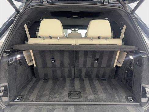Used 2022 BMW X7 xDrive40i w/ M Sport Package image 86