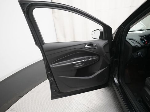Used 2019 Ford Escape SE AWD/4WD image 27