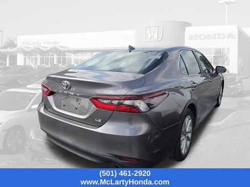 Used 2024 Toyota Camry LE FWD image 6