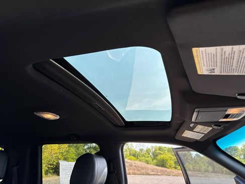 Used 2014 Ford F150 Limited image 29