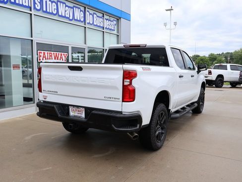 Certified 2021 Chevrolet Silverado 1500 Custom Trail Boss w/ Safety Confidence Package AWD/4WD image 3
