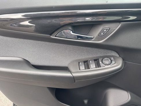 New 2026 Chevrolet TrailBlazer LT w/ LT Cold Weather Package FWD image 9