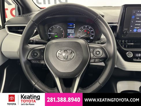 Certified 2025 Toyota Corolla SE FWD image 30