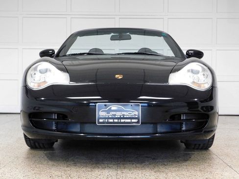 Used 2004 Porsche 911 Carrera RWD image 3