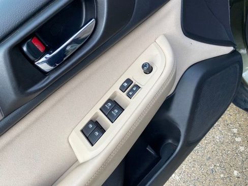 Used 2018 Subaru Outback 2.5i Premium image 26