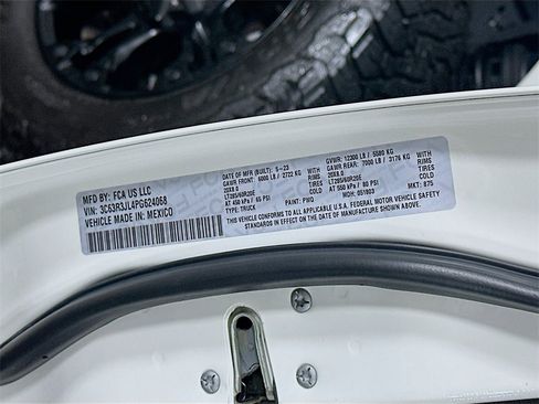 Used 2023 RAM 3500 Laramie w/ Night Edition image 36