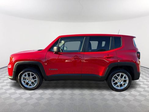 Used 2023 Jeep Renegade Latitude AWD/4WD image 8