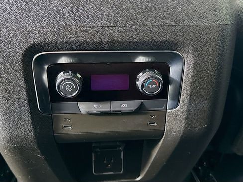 Used 2025 Chevrolet Tahoe LT AWD/4WD image 25