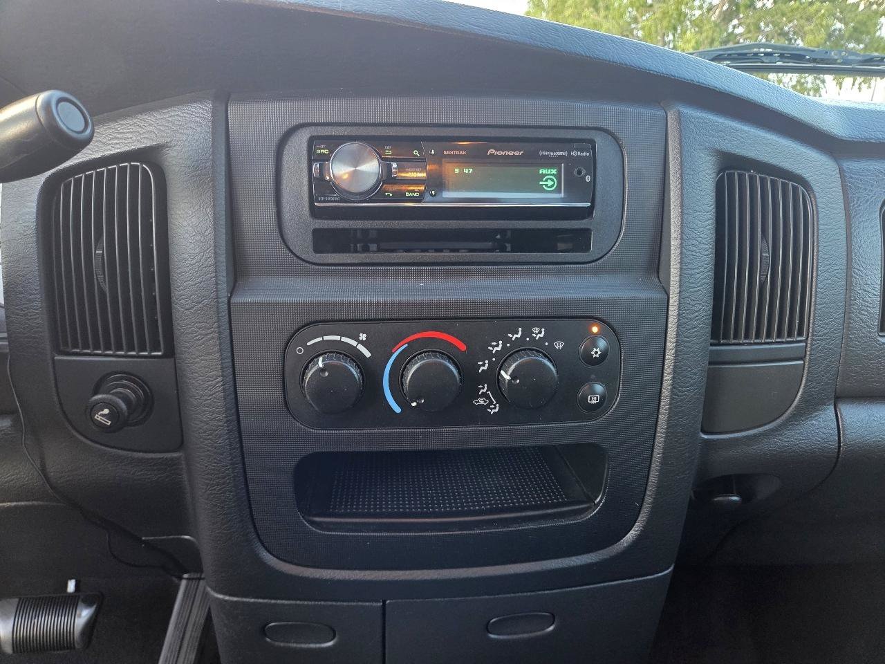 Used 2003 Dodge Ram 1500 Truck SLT RWD image 15