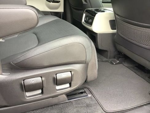 Used 2024 Kia Carnival SX Prestige FWD image 27