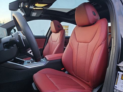 Used 2025 BMW 330i xDrive Sedan w/ M Sport Package image 14