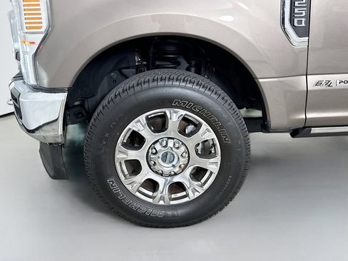 Used 2022 Ford F250 King Ranch w/ King Ranch Ultimate Package AWD/4WD image 34