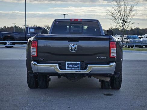 Used 2024 RAM 3500 Tradesman w/ Chrome Appearance Group image 6