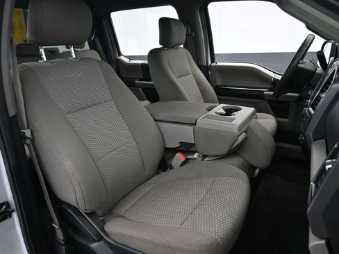 Used 2017 Ford F150 XLT image 27