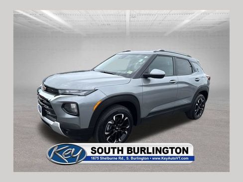 Used 2023 Chevrolet TrailBlazer LT w/ Convenience Package AWD/4WD image 1
