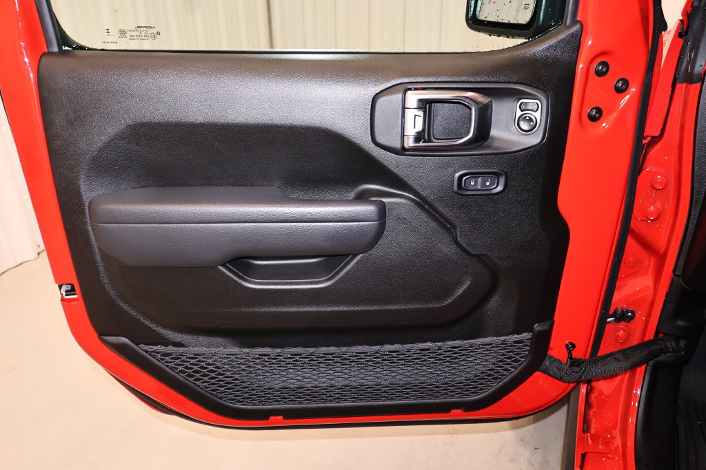 Used 2025 Jeep Wrangler Unlimited Sport AWD/4WD image 10