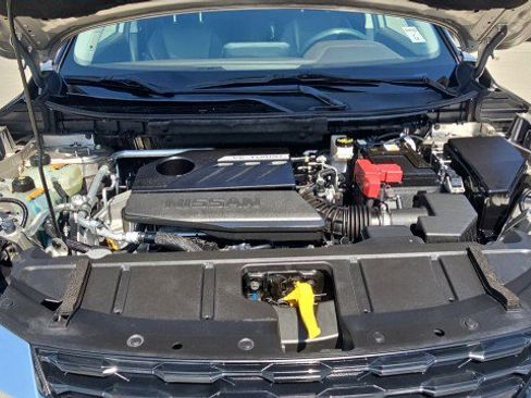 Used 2023 Nissan Rogue SL w/ SL Premium Package FWD image 31