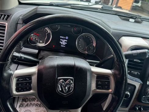 Used 2016 RAM 2500 Laramie w/ Sport Appearance Group AWD/4WD image 8