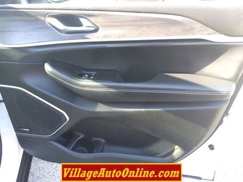 Used 2021 Jeep Grand Cherokee L Limited image 30