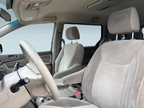 Used 2008 Toyota Sienna LE FWD image 5