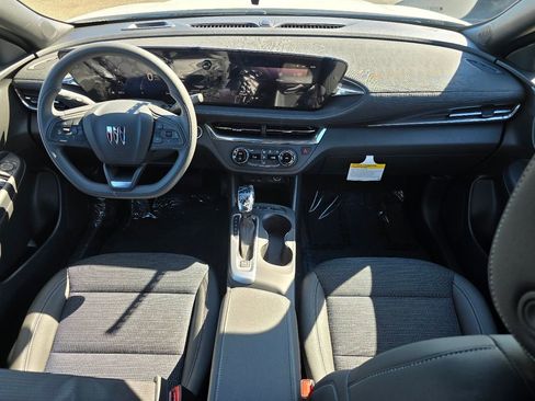 New 2026 Buick Envista Preferred FWD image 25