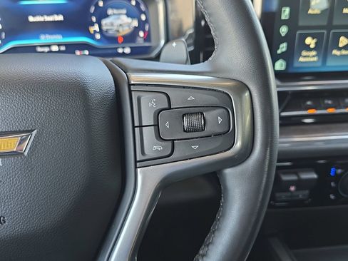 Used 2023 Chevrolet Silverado 1500 LTZ w/ LTZ Premium Package AWD/4WD image 21