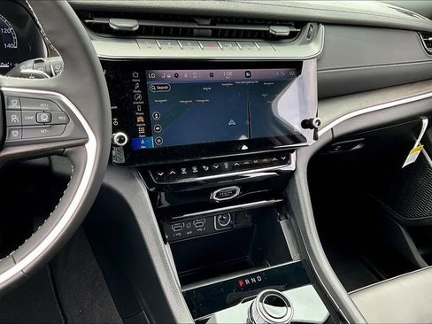 New 2026 Jeep Grand Cherokee L Limited RWD image 7