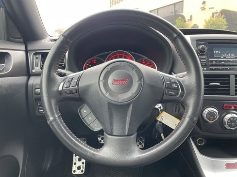 Used 2011 Subaru Impreza WRX STI image 29