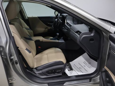 Used 2020 Lexus ES 350 w/ Premium Package FWD image 23