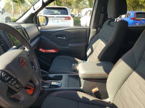 Used 2023 Nissan Frontier Pro-X w/ Pro Convenience Package image 17